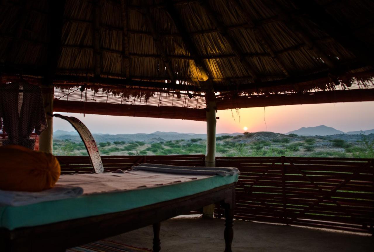 Brij Lakshman Sagar, Pali - Small Luxury Hotels Of The World Raipur  Extérieur photo