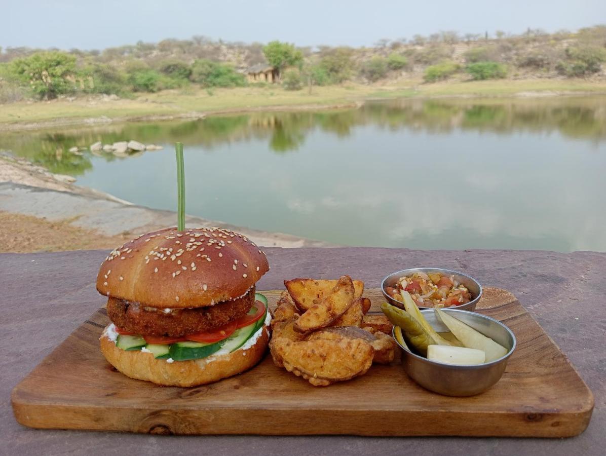 Brij Lakshman Sagar, Pali - Small Luxury Hotels Of The World Raipur  Extérieur photo