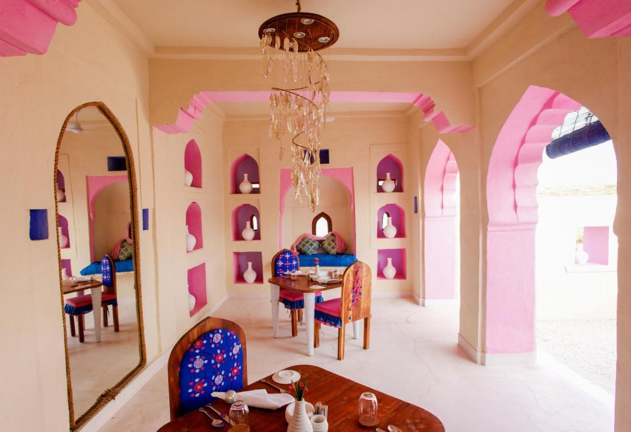 Brij Lakshman Sagar, Pali - Small Luxury Hotels Of The World Raipur  Extérieur photo